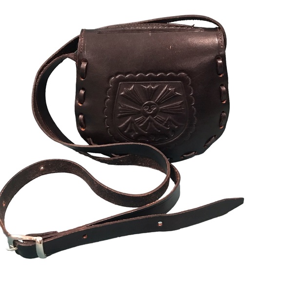 vintage leather black crossbody bag / Adjustable Strap - Picture 9 of 11